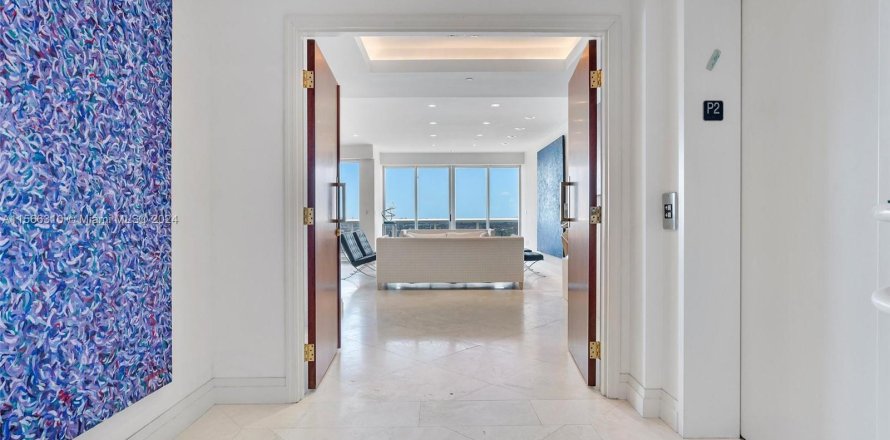 Condominio en Bal Harbour, Florida, 2 dormitorios  № 1120464