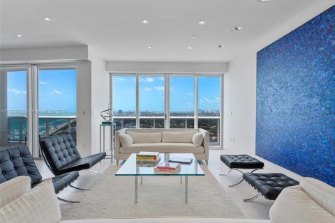 Condominio en venta en Bal Harbour, Florida, 2 dormitorios, 249.91 m2 № 1120464 - foto 6