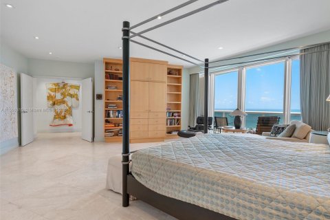 Condominio en venta en Bal Harbour, Florida, 2 dormitorios, 249.91 m2 № 1120464 - foto 25