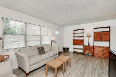 Condo in Coconut Creek, Florida, 1 bedroom  № 1186324 - photo 28