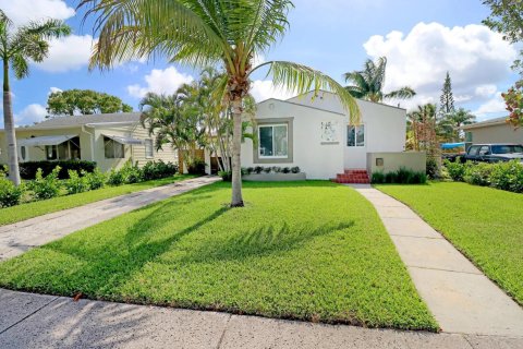 House in Delray Beach, Florida 3 bedrooms, 134.15 sq.m. № 1186362 - photo 2