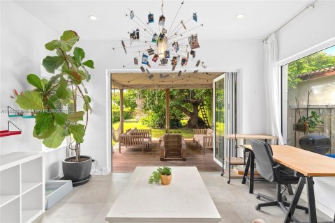 Casa en venta en Miami Beach, Florida, 3 dormitorios, 166.85 m2 № 1320596 - foto 7