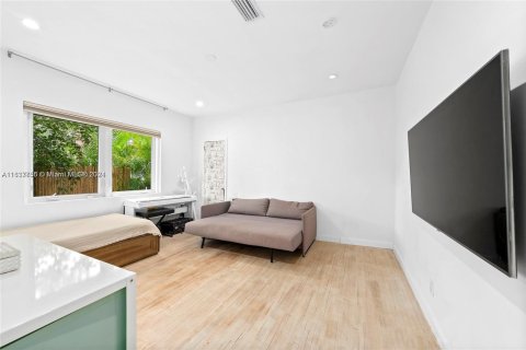 Casa en venta en Miami Beach, Florida, 3 dormitorios, 166.85 m2 № 1320596 - foto 15