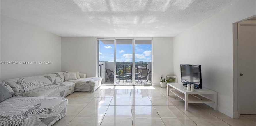 Condo à Aventura, Floride, 2 chambres  № 1153344