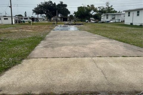 Terreno en venta en Englewood, Florida № 857920 - foto 1