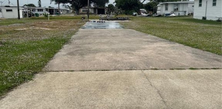 Terreno en Englewood, Florida № 857920