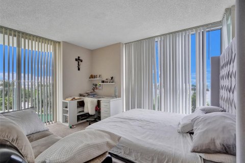 Condominio en venta en North Bay Village, Florida, 2 dormitorios, 98.57 m2 № 779256 - foto 16