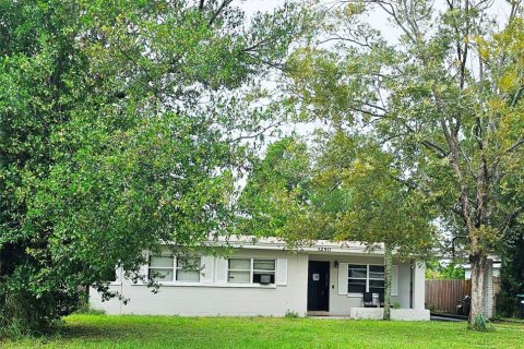 Villa ou maison à vendre à Orlando, Floride: 3 chambres, 92.16 m2 № 1395619 - photo 1