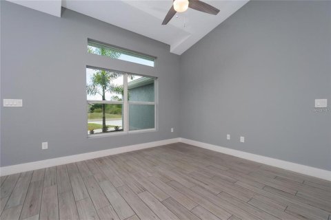 Casa en venta en Port Charlotte, Florida, 3 dormitorios, 135.27 m2 № 446934 - foto 4