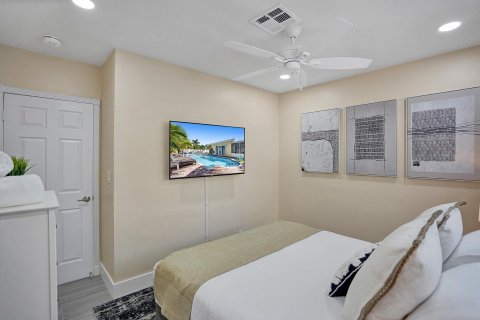 Casa en venta en Deerfield Beach, Florida, 4 dormitorios, 178 m2 № 1094082 - foto 16