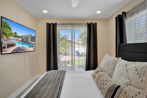 Casa en venta en Deerfield Beach, Florida, 4 dormitorios, 178 m2 № 1094082 - foto 11