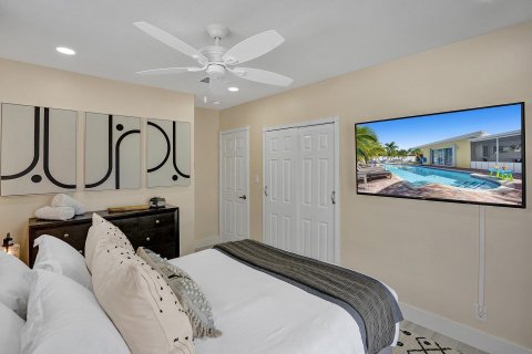 Casa en venta en Deerfield Beach, Florida, 4 dormitorios, 178 m2 № 1094082 - foto 6