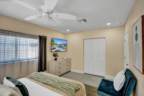 Casa en venta en Deerfield Beach, Florida, 4 dormitorios, 178 m2 № 1094082 - foto 5