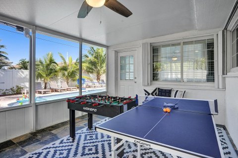 Casa en venta en Deerfield Beach, Florida, 4 dormitorios, 178 m2 № 1094082 - foto 3