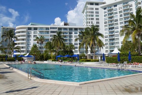 Copropriété à louer à Miami Beach, Floride: 3 chambres, 126.35 m2 № 64606 - photo 22