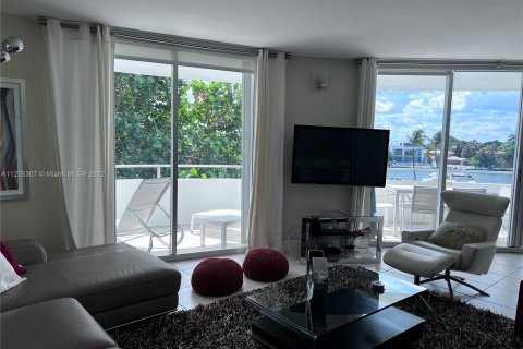 Copropriété à louer à Miami Beach, Floride: 3 chambres, 126.35 m2 № 64606 - photo 29