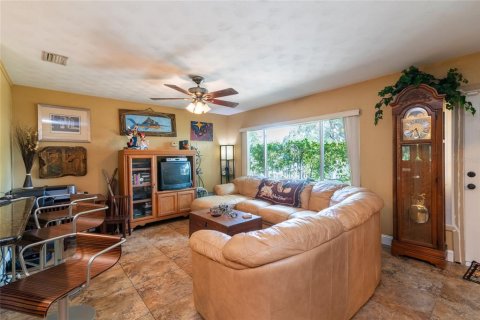 Villa ou maison à vendre à Lutz, Floride: 3 chambres, 184.13 m2 № 655075 - photo 3