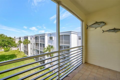 Condominio en venta en Dania Beach, Florida, 1 dormitorio, 73.39 m2 № 1177955 - foto 30