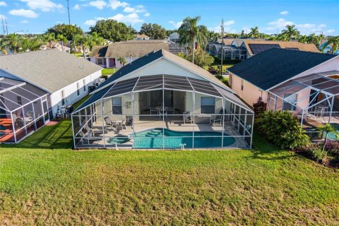 Villa ou maison à vendre à Davenport, Floride: 4 chambres, 165.27 m2 № 1354767 - photo 19