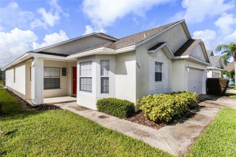 House in Davenport, Florida 4 bedrooms, 165.27 sq.m. № 1354767 - photo 2