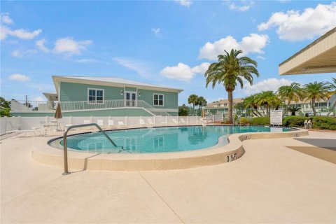 Condominio en venta en Port Richey, Florida, 2 dormitorios, 95.22 m2 № 1195825 - foto 4