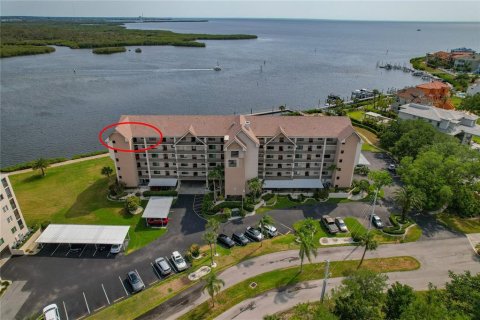 Copropriété à vendre à Port Richey, Floride: 2 chambres, 95.22 m2 № 1195825 - photo 1