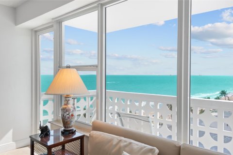 Condo in Fort Lauderdale, Florida, 1 bedroom  № 948005 - photo 22