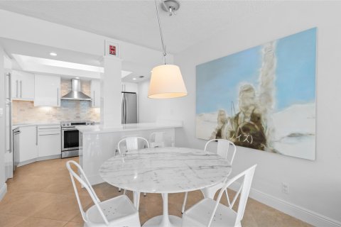 Condo in Fort Lauderdale, Florida, 1 bedroom  № 948005 - photo 9