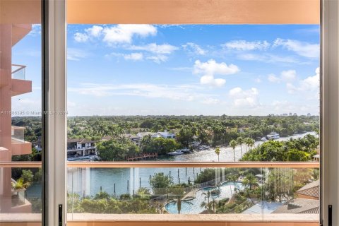 Condominio en venta en Coral Gables, Florida, 3 dormitorios, 275.92 m2 № 1424012 - foto 19