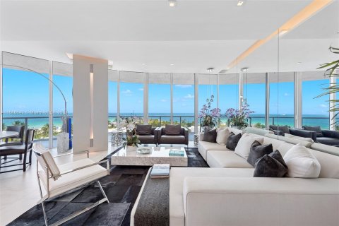 Condo in Miami Beach, Florida, 3 bedrooms  № 1430035 - photo 2