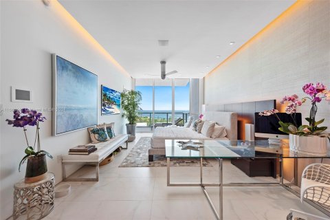 Condo in Miami Beach, Florida, 3 bedrooms  № 1430035 - photo 19