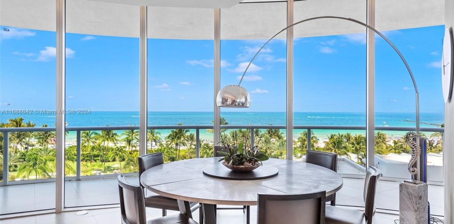 Condo in Miami Beach, Florida, 3 bedrooms  № 1430035