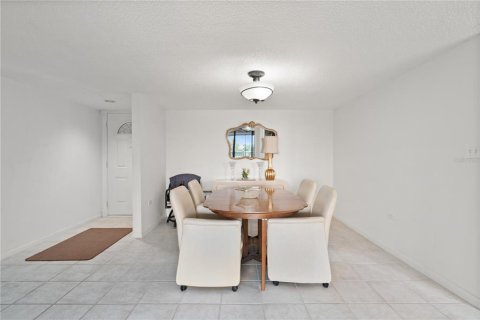 Condominio en venta en Treasure Island, Florida, 3 dormitorios, 165.37 m2 № 1359369 - foto 12