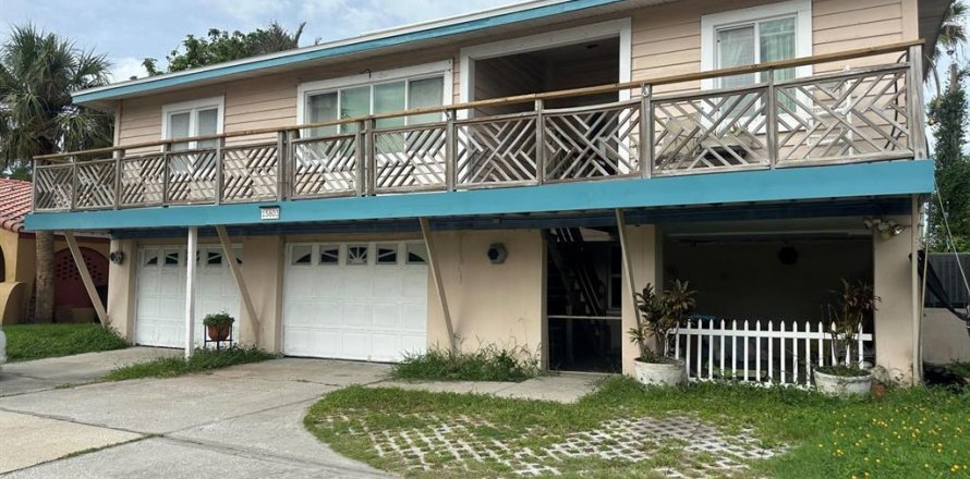 Casa en Redington Beach, Florida 3 dormitorios, 146.41 m2 № 1359770