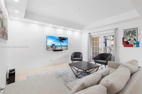 Condo in Miami Beach, Florida, 3 bedrooms  № 818558 - photo 12