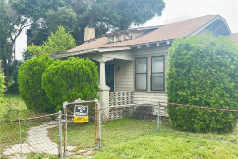 Villa ou maison à vendre à Tampa, Floride: 2 chambres, 77.29 m2 № 1297417 - photo 1