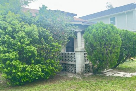 Casa en venta en Tampa, Florida, 2 dormitorios, 77.29 m2 № 1297417 - foto 3