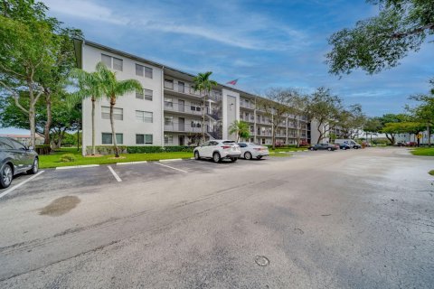 Condominio en venta en Pembroke Pines, Florida, 1 dormitorio, 75.34 m2 № 959498 - foto 14
