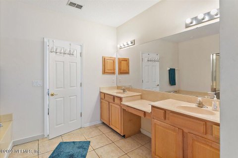 Villa ou maison à vendre à Jacksonville, Floride: 5 chambres, 295.52 m2 № 885614 - photo 15