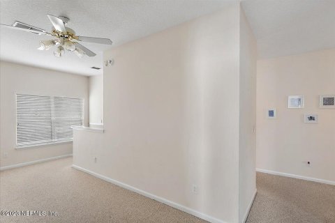 Villa ou maison à vendre à Jacksonville, Floride: 5 chambres, 295.52 m2 № 885614 - photo 13