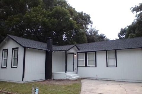 House in Jacksonville, Florida 3 bedrooms, 101.45 sq.m. № 885616 - photo 19