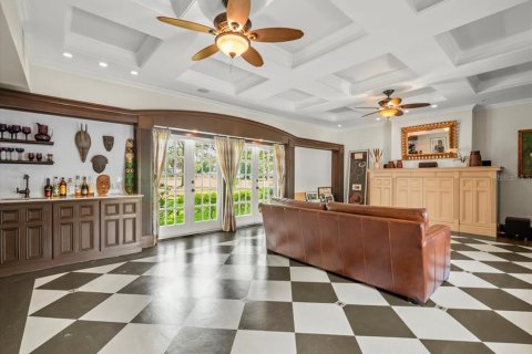 Villa ou maison à vendre à Tampa, Floride: 4 chambres, 339.74 m2 № 1299060 - photo 9