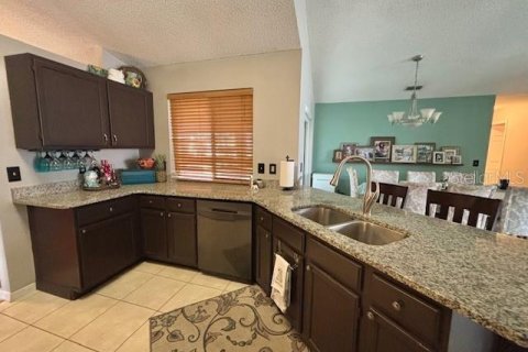 Villa ou maison à vendre à Kissimmee, Floride: 4 chambres, 189.43 m2 № 1299014 - photo 13