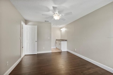 Casa en venta en Kissimmee, Florida, 2 dormitorios, 87.7 m2 № 1307476 - foto 16