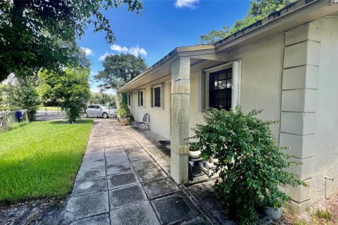 House in Fort Lauderdale, Florida 4 bedrooms, 104.7 sq.m. № 1182748 - photo 19