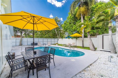 Villa ou maison à vendre à Hollywood, Floride: 3 chambres, 112.41 m2 № 1209789 - photo 20