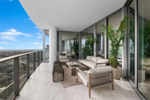 Condominio en venta en Miami, Florida, 4 dormitorios, 307.69 m2 № 1431360 - foto 12