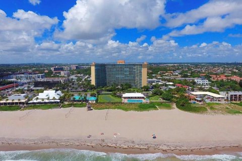 Condo in Deerfield Beach, Florida, 1 bedroom  № 1415758 - photo 2