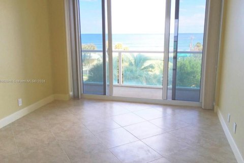 Condo in Deerfield Beach, Florida, 1 bedroom  № 1415758 - photo 6