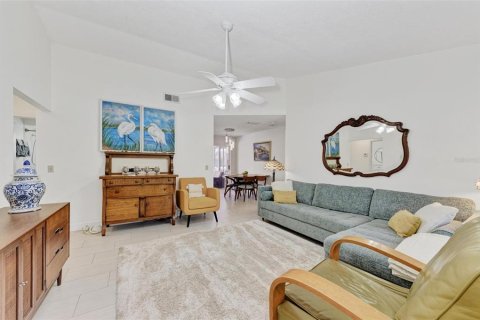 House in Sarasota, Florida 2 bedrooms, 89.37 sq.m. № 1390677 - photo 5